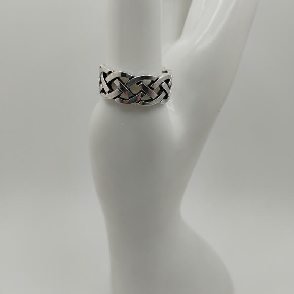 Celtic Knot Band in Sterling Silver Sz 10 - Picture 2 of 5